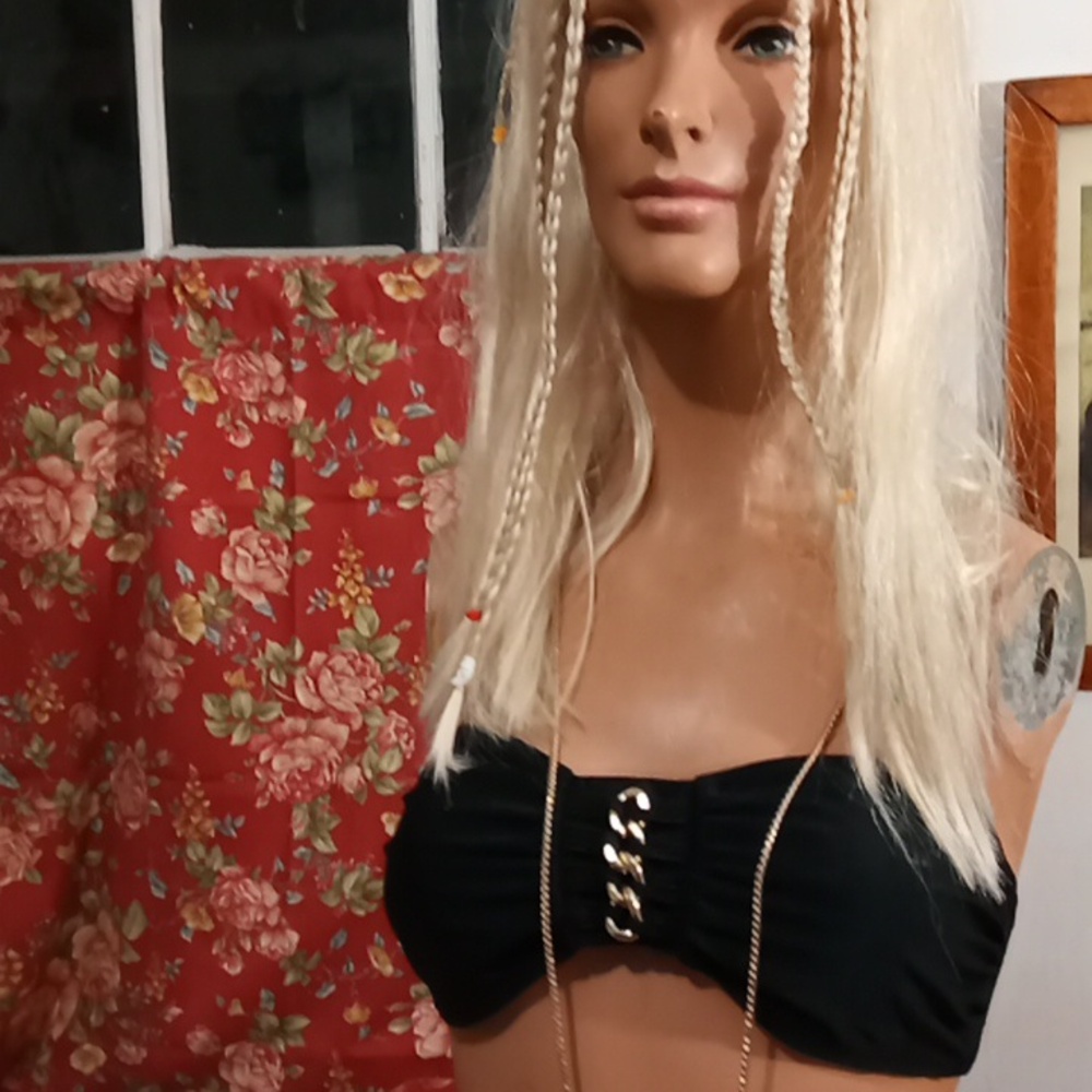 George bikini bra strapless with gold tone decor and clasp closure.